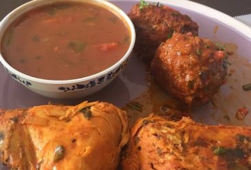 chicken-soup-and-meatballs